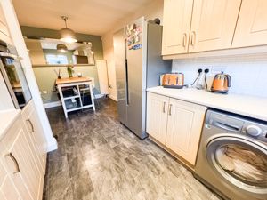 Photo 15- click for photo gallery